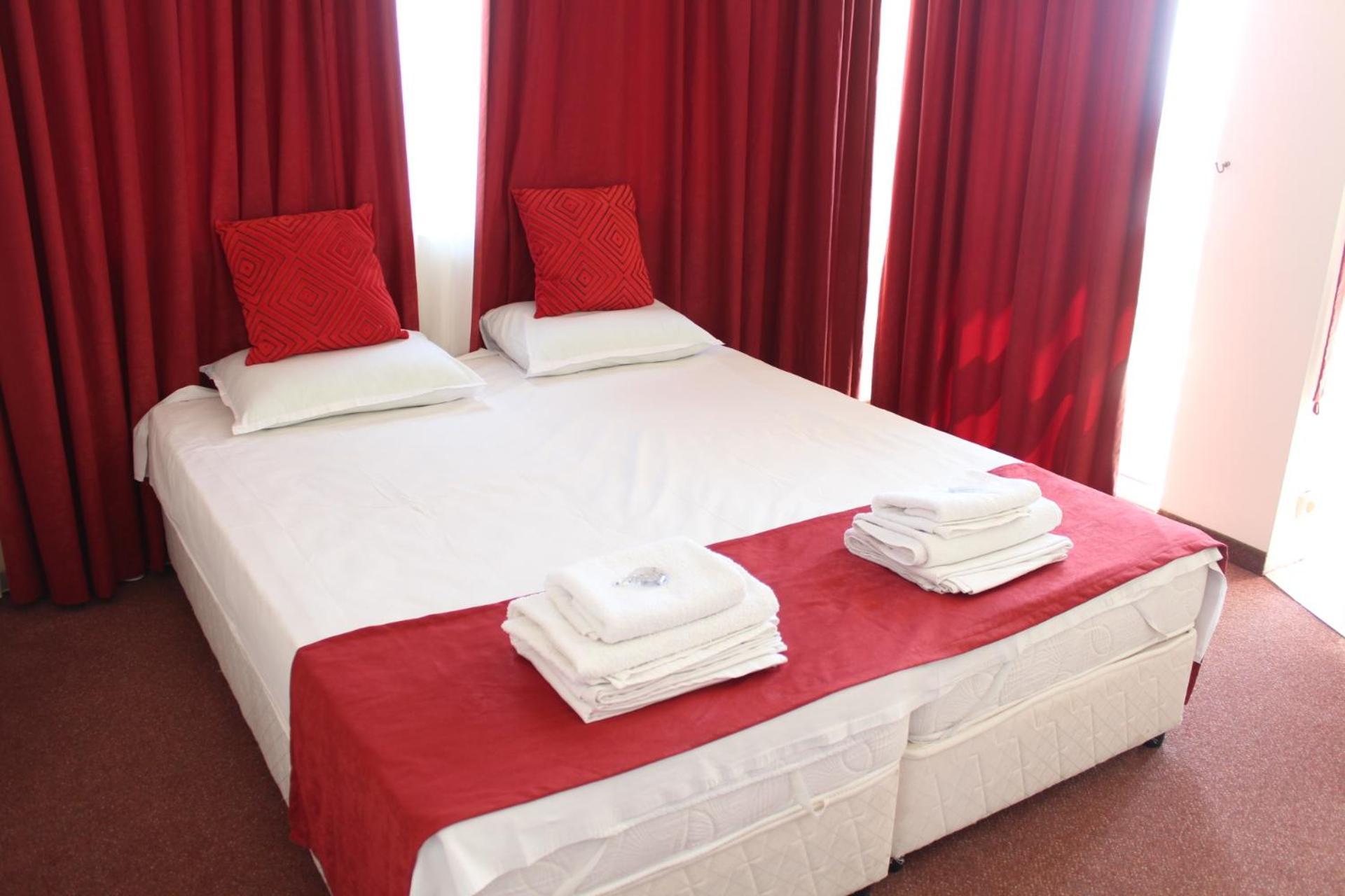 Complex Pika Hotell Golden Sands Rum bild