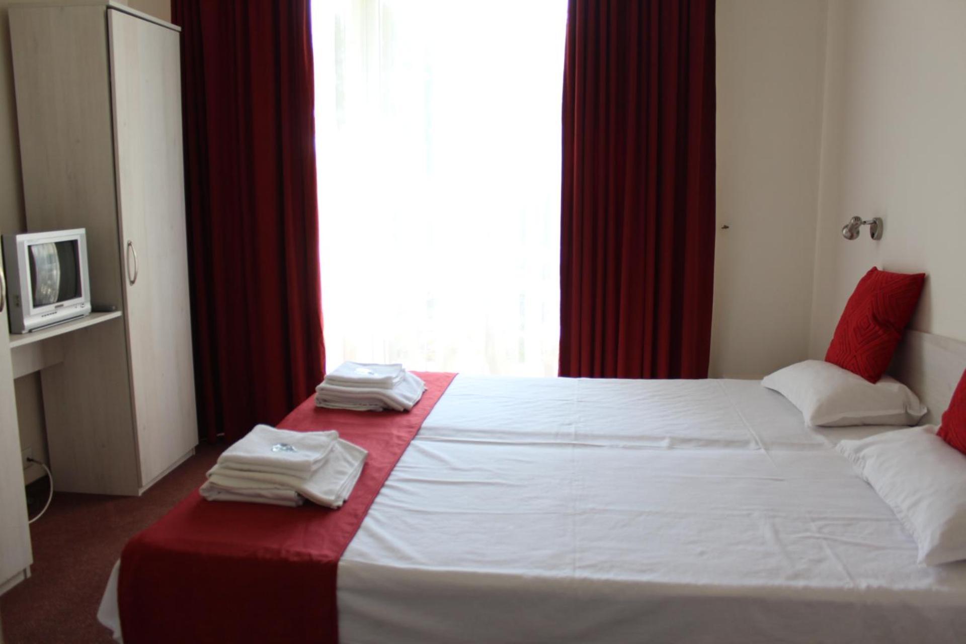 Complex Pika Hotell Golden Sands Rum bild