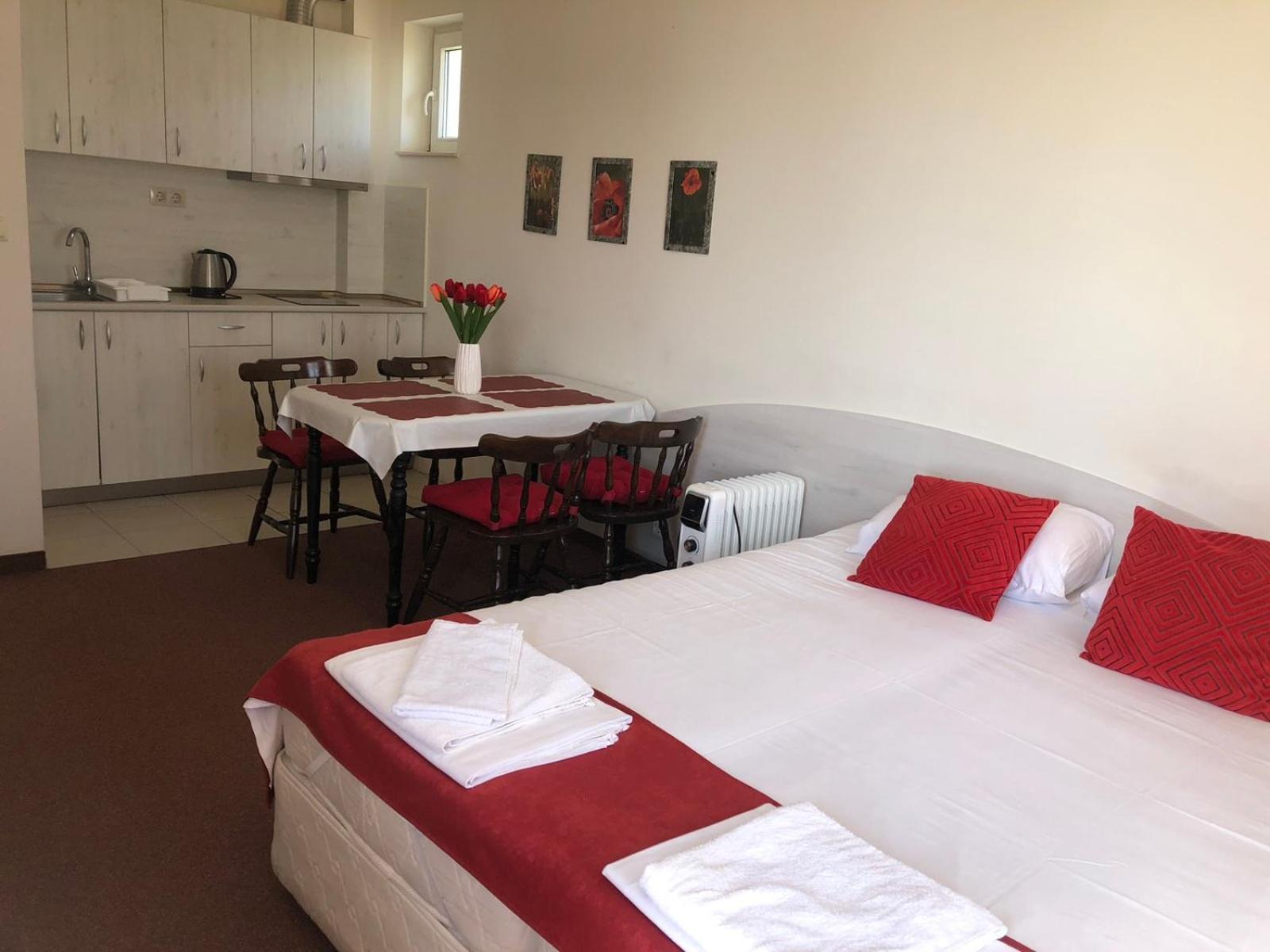 Complex Pika Hotell Golden Sands Exteriör bild