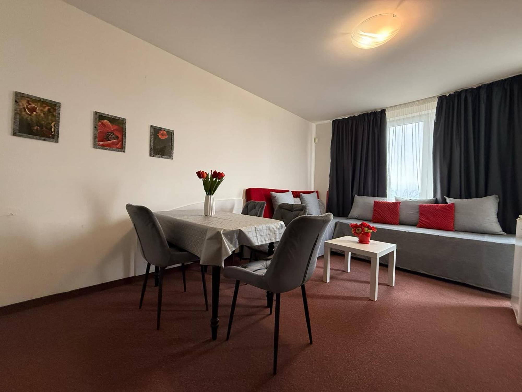 Complex Pika Hotell Golden Sands Rum bild